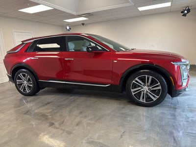 2024 Cadillac LYRIQ Luxury 1