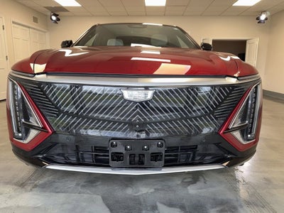 2024 Cadillac LYRIQ Luxury 1