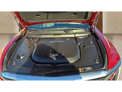 2024 Cadillac LYRIQ Luxury 2