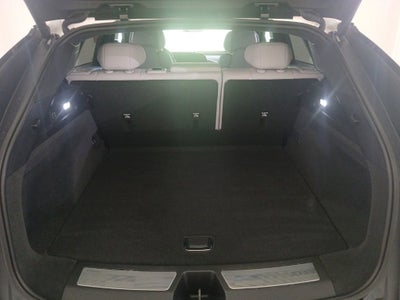 2024 Cadillac LYRIQ Luxury 2