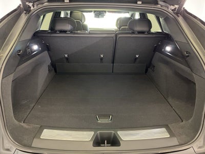 2024 Cadillac LYRIQ Luxury 2