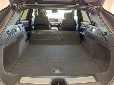 2024 Cadillac LYRIQ Luxury 2