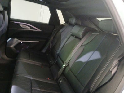 2024 Cadillac LYRIQ Luxury 2