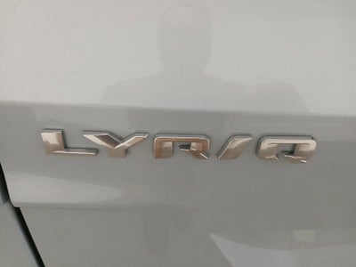 2024 Cadillac LYRIQ Luxury 2