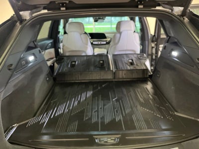 2024 Cadillac LYRIQ Luxury 2
