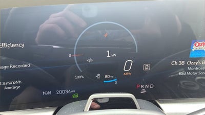 2024 Cadillac LYRIQ Luxury 2