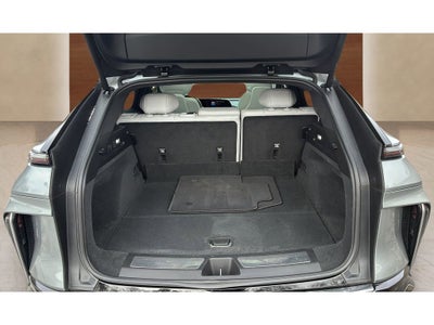 2024 Cadillac LYRIQ Luxury 2