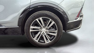 2024 Cadillac LYRIQ Luxury 2