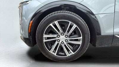 2024 Cadillac LYRIQ Luxury 2