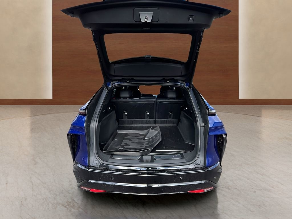 2024 Cadillac LYRIQ Sport 1