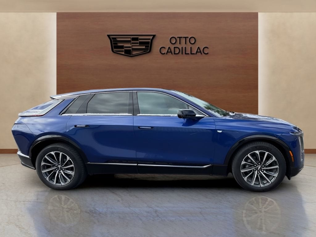 2024 Cadillac LYRIQ Sport 1