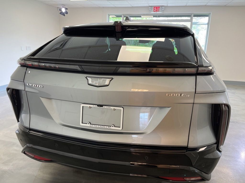 2024 Cadillac LYRIQ Sport 1