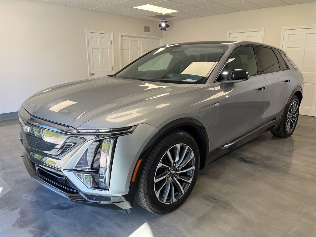 2024 Cadillac LYRIQ Sport 1