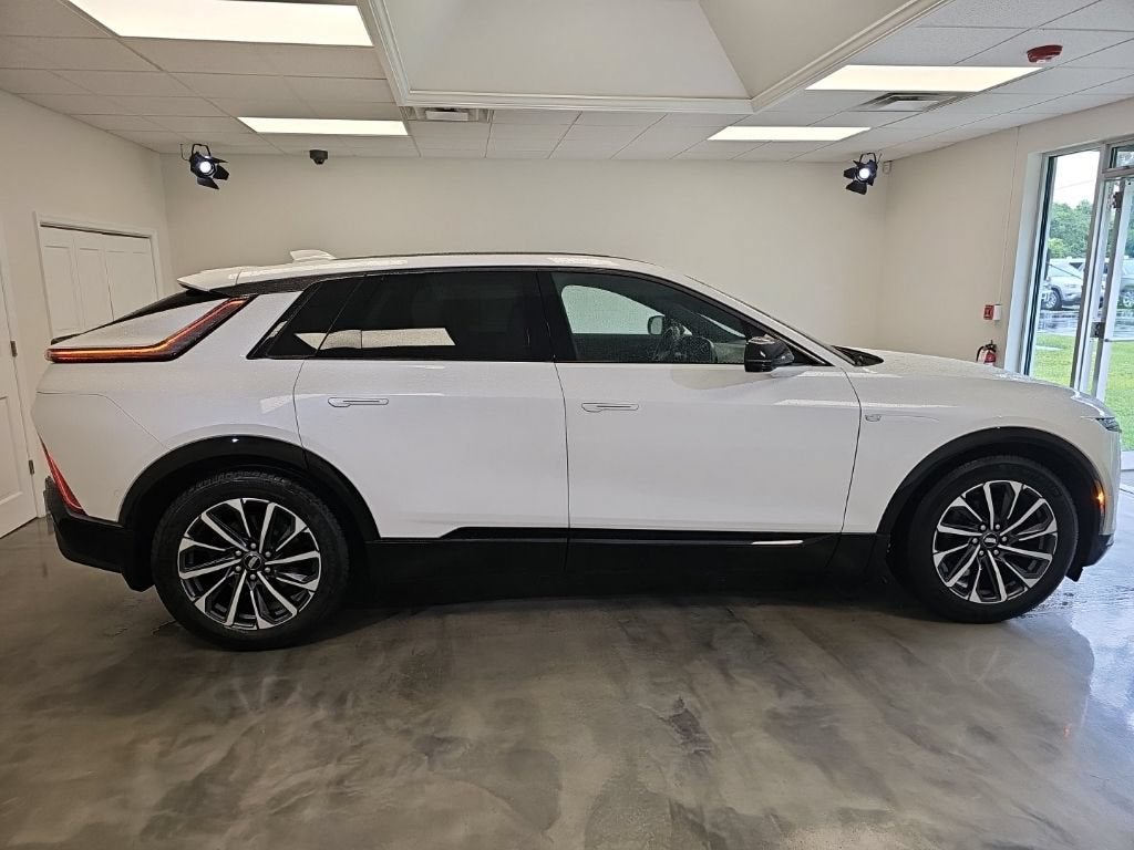 Certified 2024 Cadillac LYRIQ Sport 2 with VIN 1GYKPVRL5RZ124556 for sale in Colonie, NY