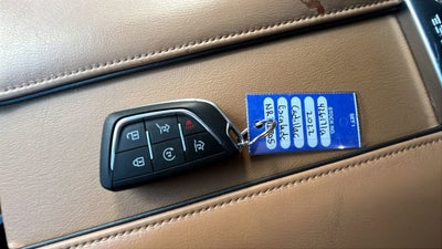 2022 Cadillac Escalade Premium Luxury