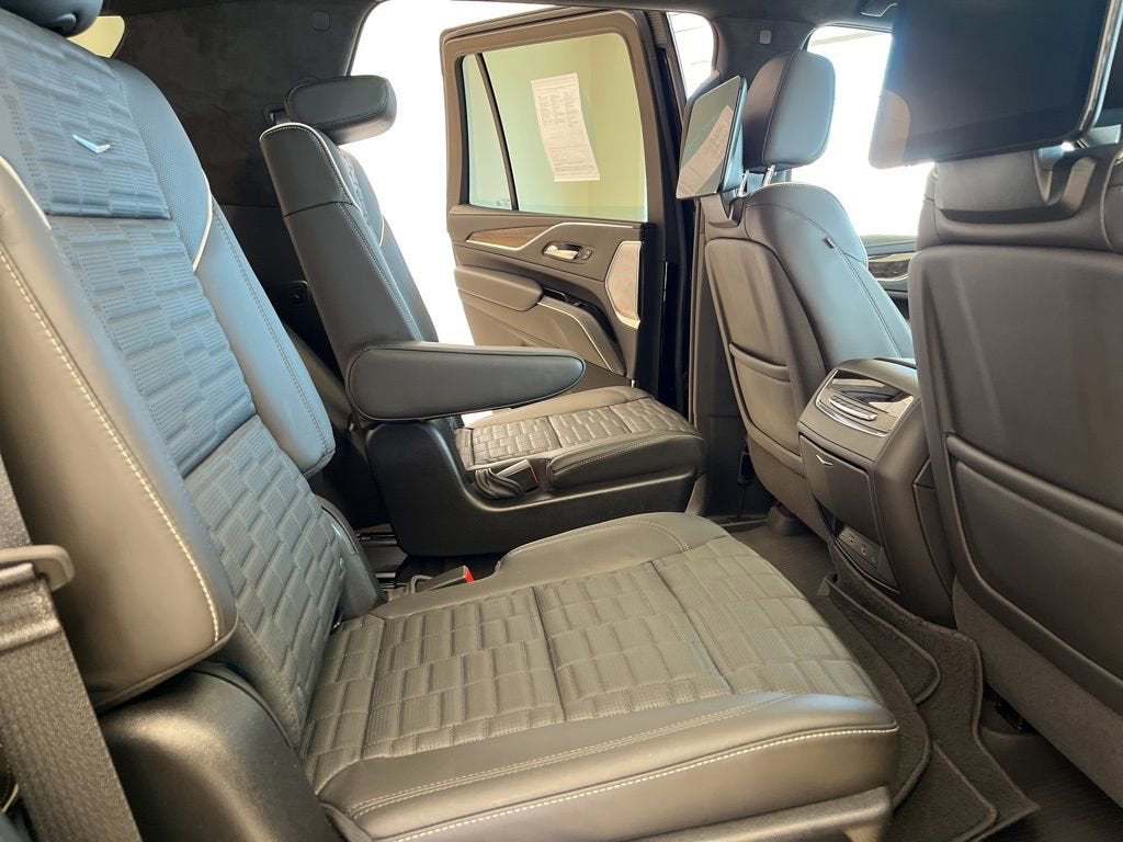 2024 Cadillac Escalade Sport Platinum