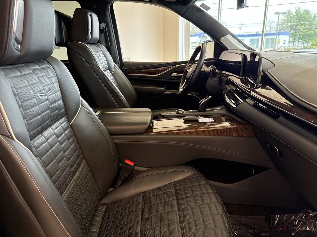 2023 Cadillac Escalade Sport Platinum