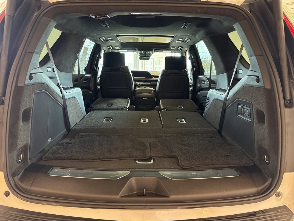 2023 Cadillac Escalade Sport Platinum