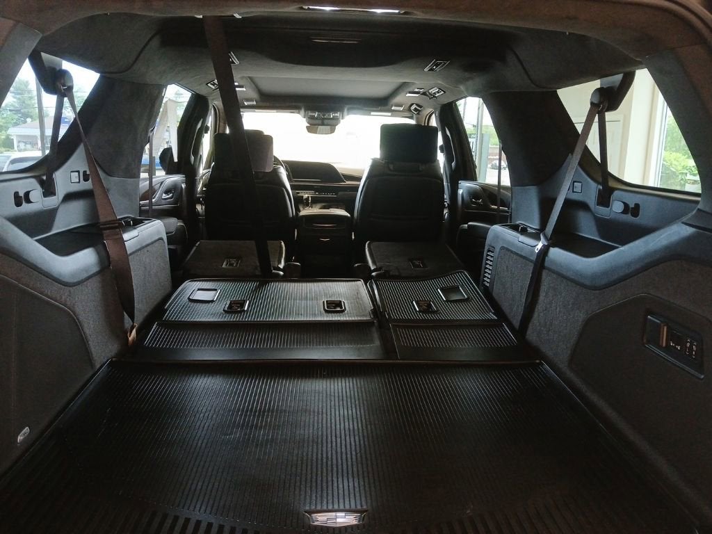 2022 Cadillac Escalade ESV Sport Platinum