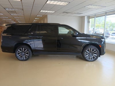 2022 Cadillac Escalade ESV Sport Platinum