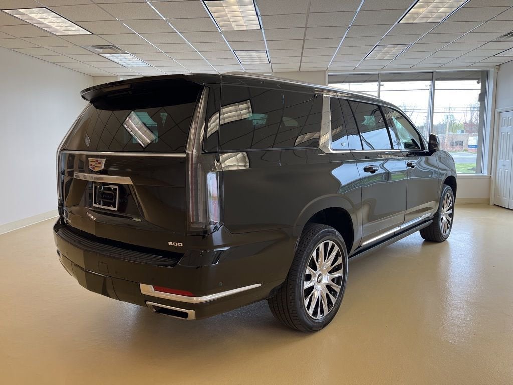 2025 Cadillac Escalade ESV Premium Luxury Platinum