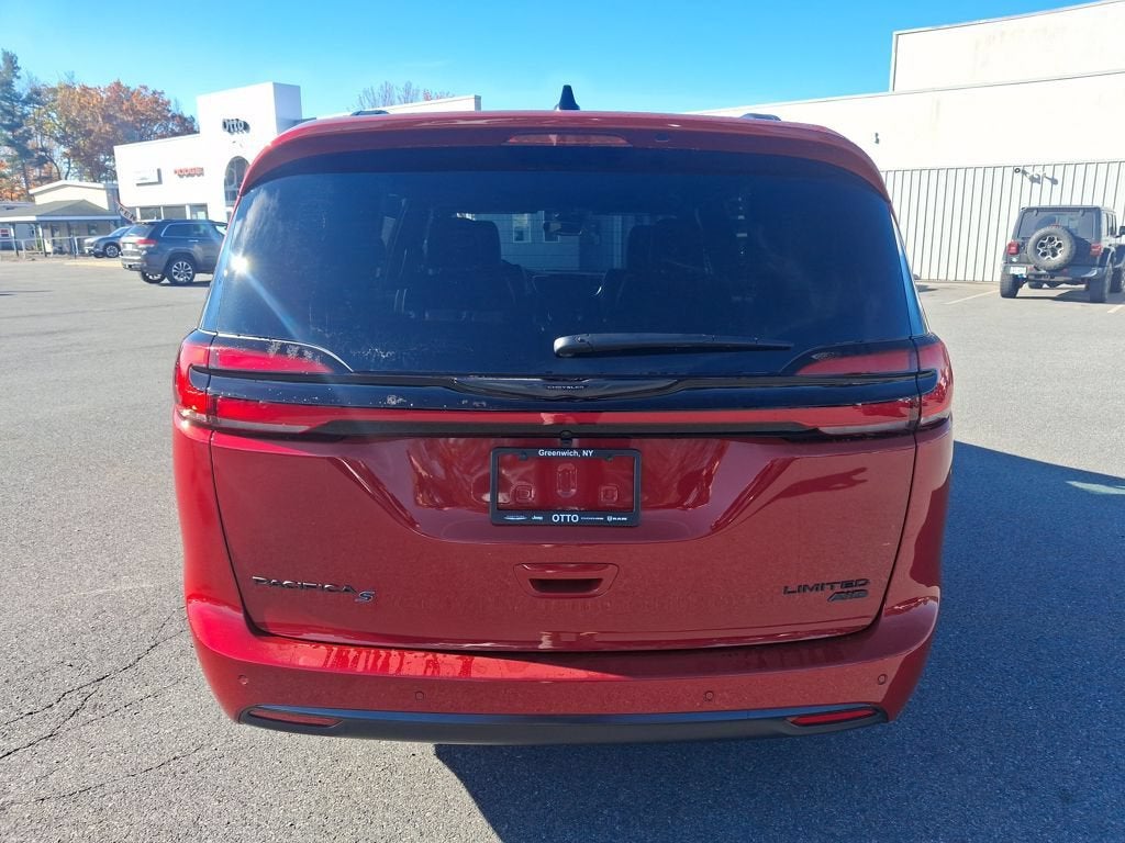 2026 Chrysler Pacifica Limited