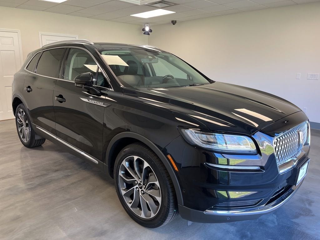 2022 Lincoln Nautilus Reserve AWD's photo