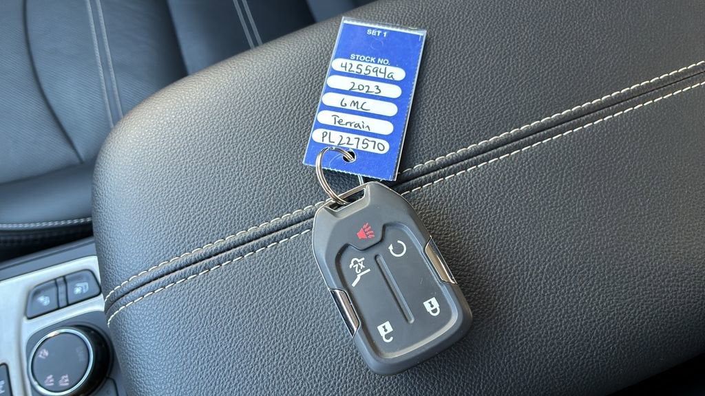 2023 GMC Terrain Denali