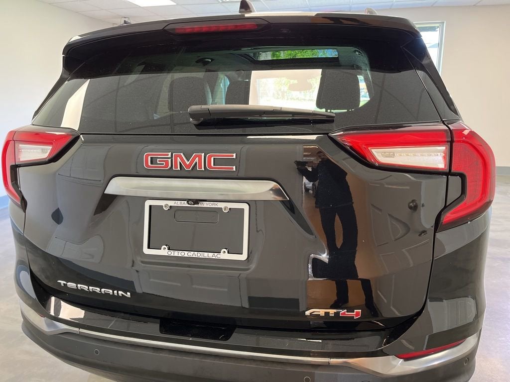 2024 GMC Terrain AT4