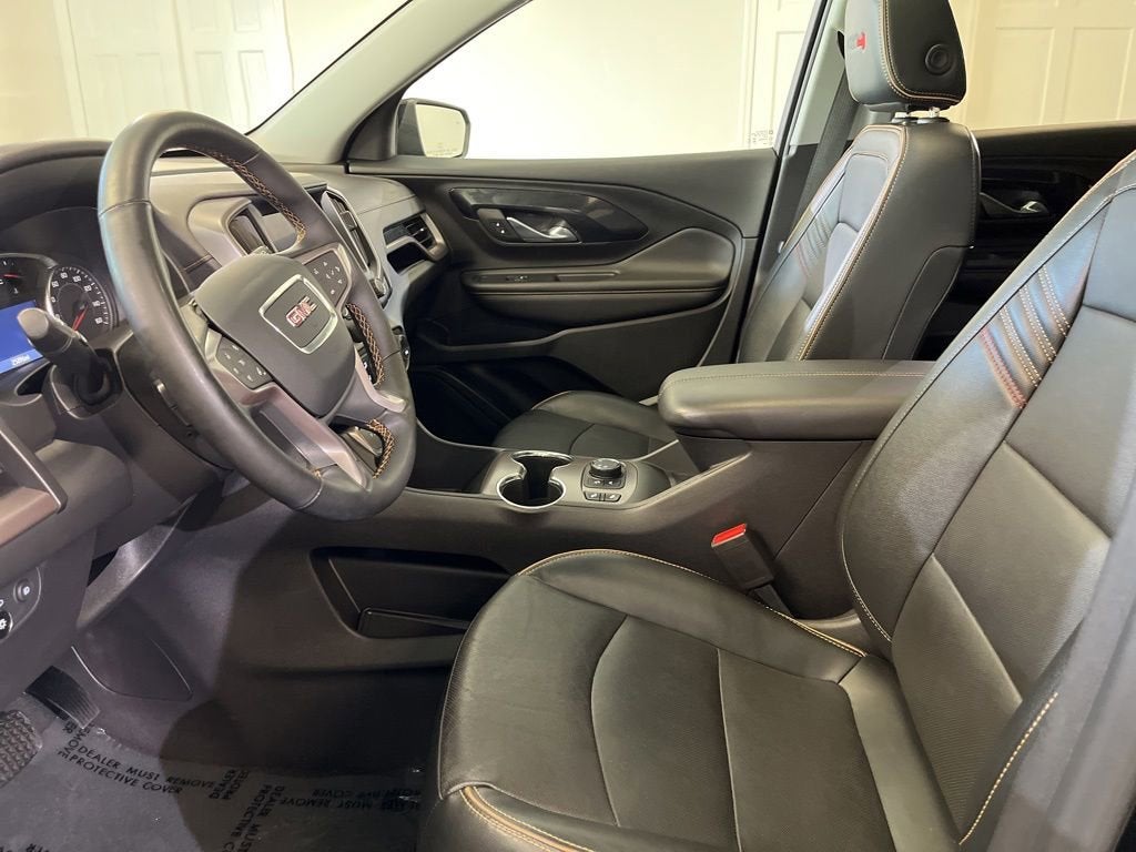 2024 GMC Terrain AT4