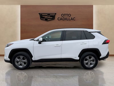 2022 Toyota RAV4 Hybrid XLE