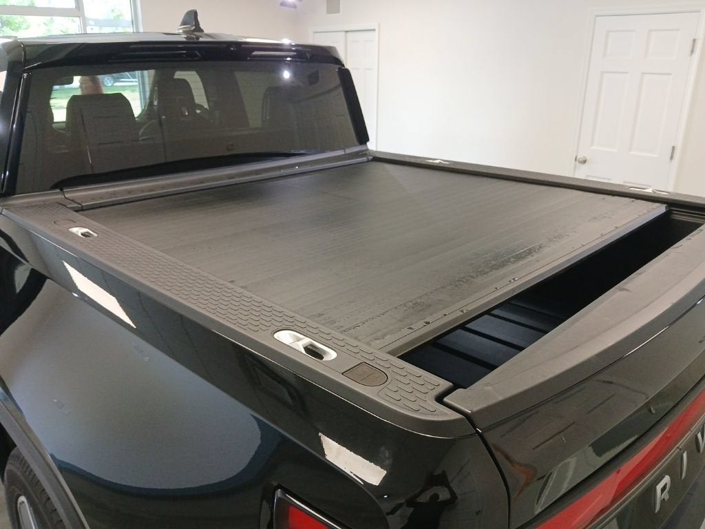 2024 RIVIAN R1T Adventure