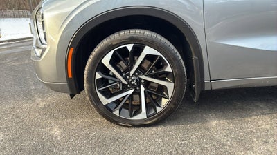 2023 Mitsubishi Outlander SEL