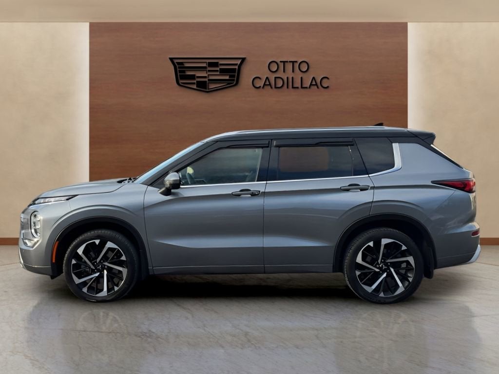 2023 Mitsubishi Outlander SEL