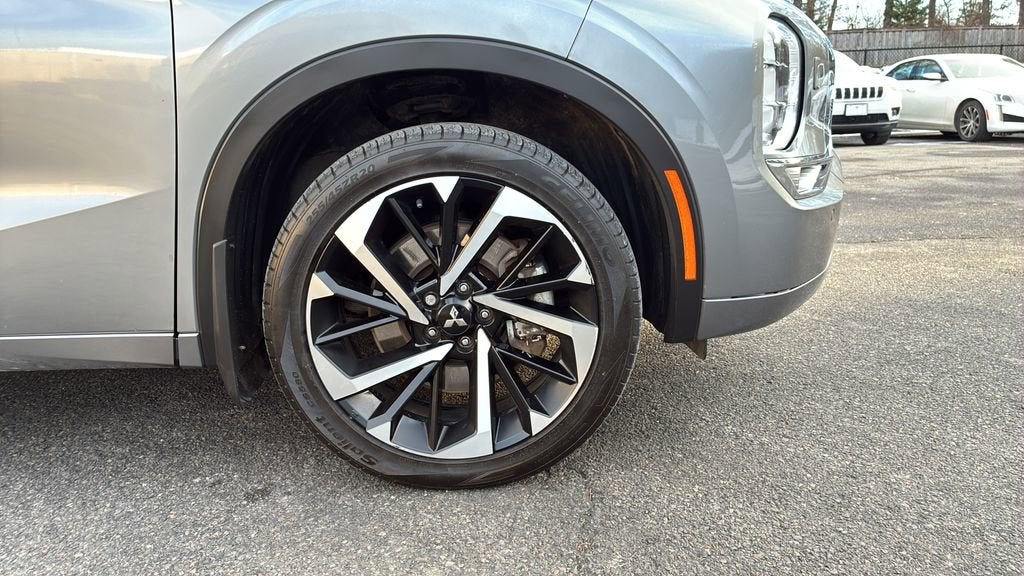 2023 Mitsubishi Outlander SEL