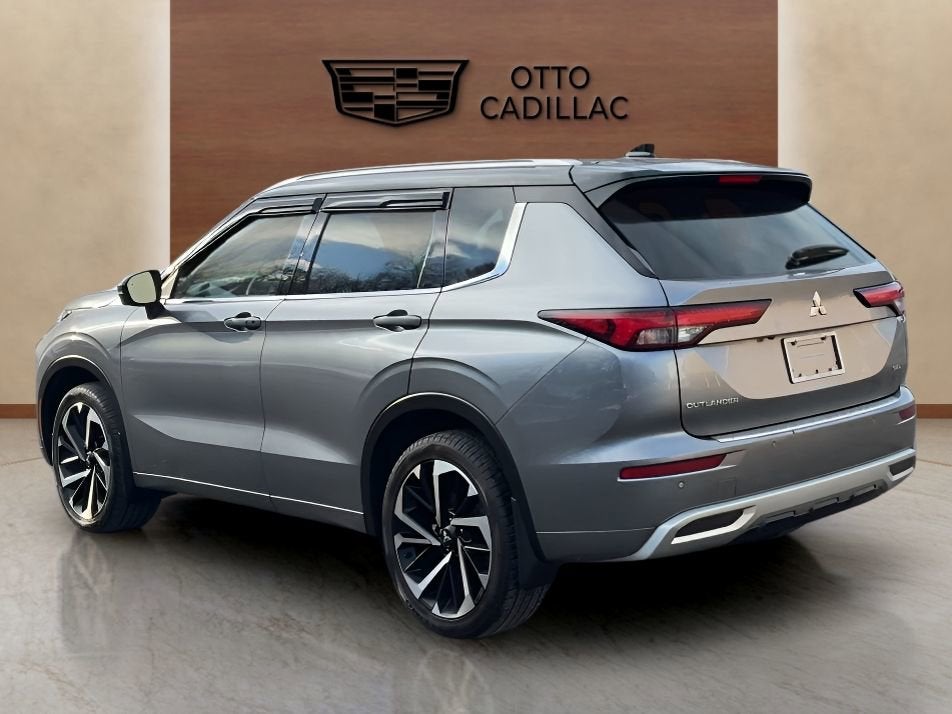 2023 Mitsubishi Outlander SEL
