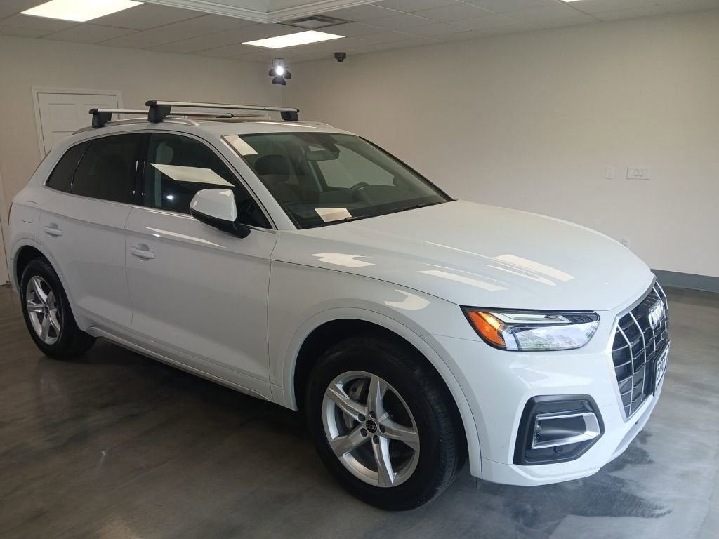 2023 Audi Q5 40 Premium's photo