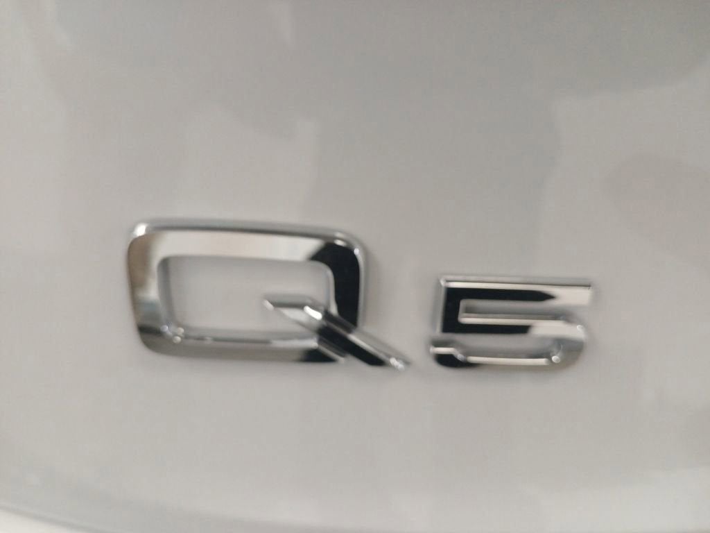 2023 Audi Q5 Premium