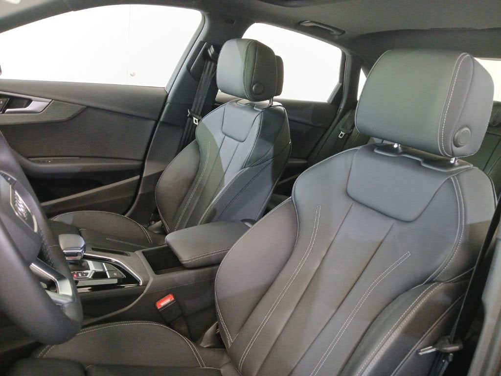 2024 Audi A4 Sedan S line Premium