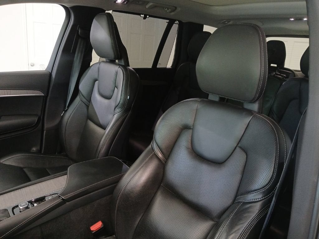 2021 Volvo XC90 Inscription